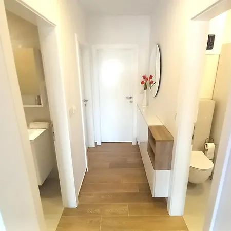 Apartment With A Parking Space - 21510 *